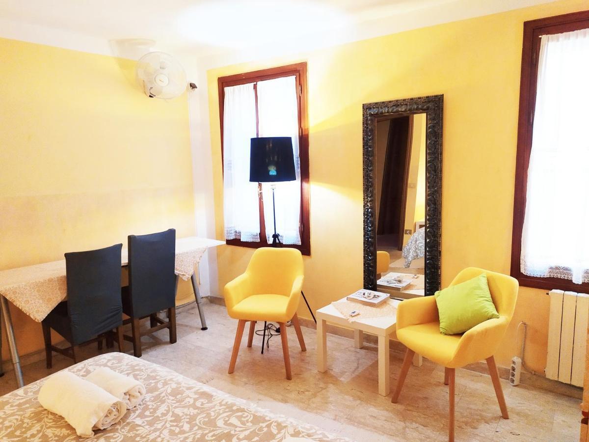 Two Steps From Rialto Bridge Hotel Venice Ngoại thất bức ảnh