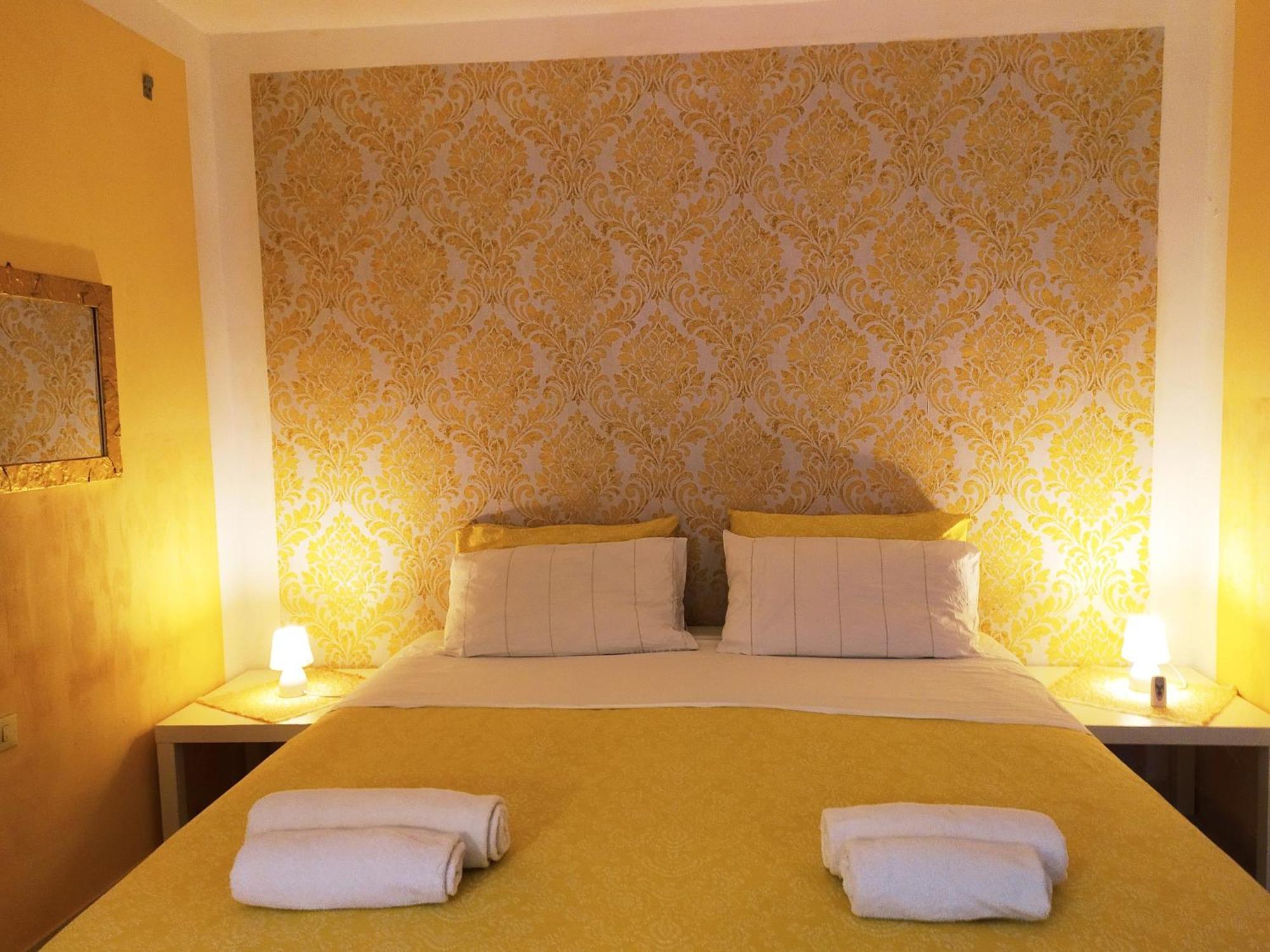 Two Steps From Rialto Bridge Hotel Venice Ngoại thất bức ảnh